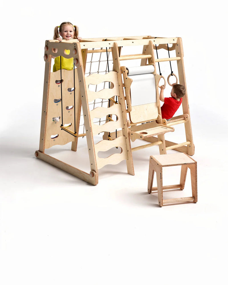 jungelgym innendors lekestativ barn klatrevegg huske