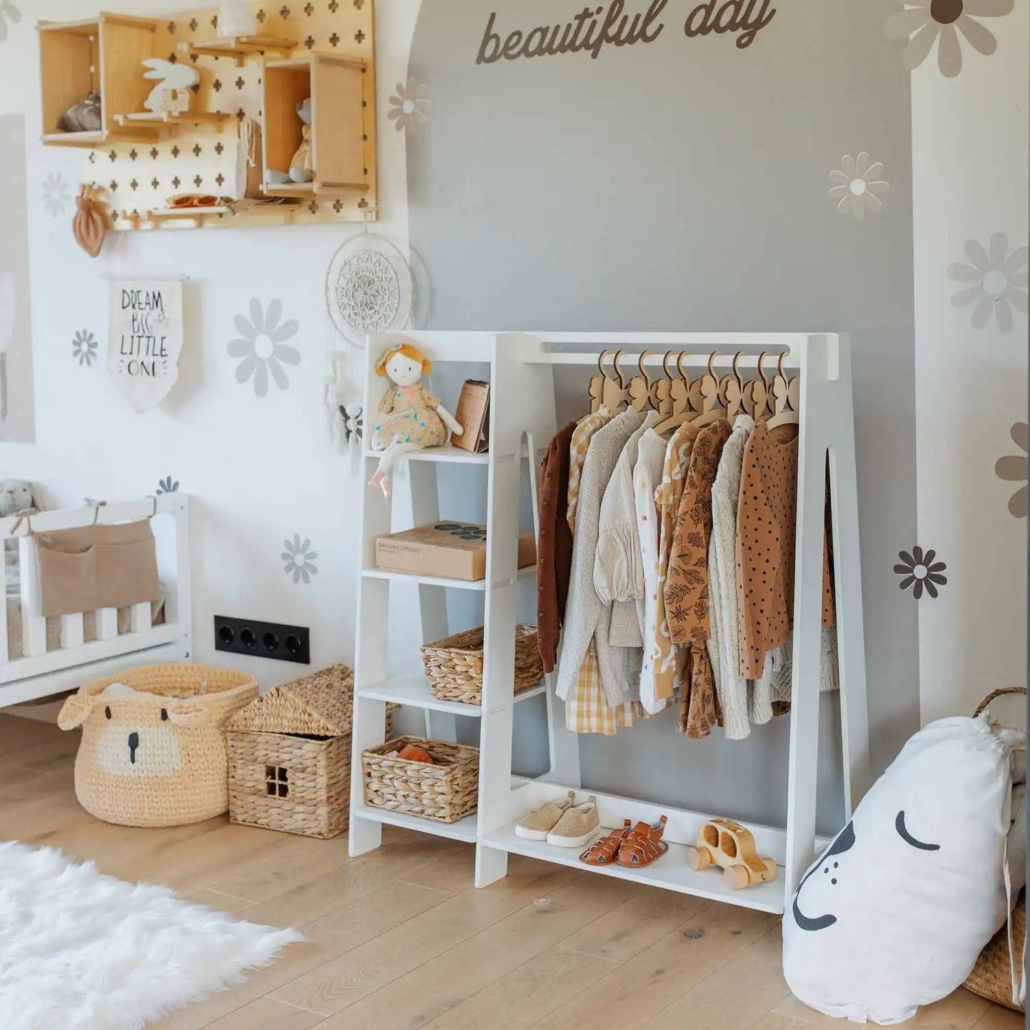 Klesstativ med oppbevaringshyller - bilde 3 - KUL KID