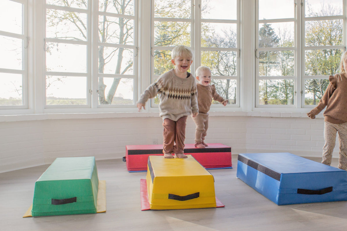Plint i skum 4 deler - Bulk